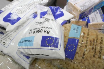 La Mangalia, a început distribuirea pachetelor alimentare